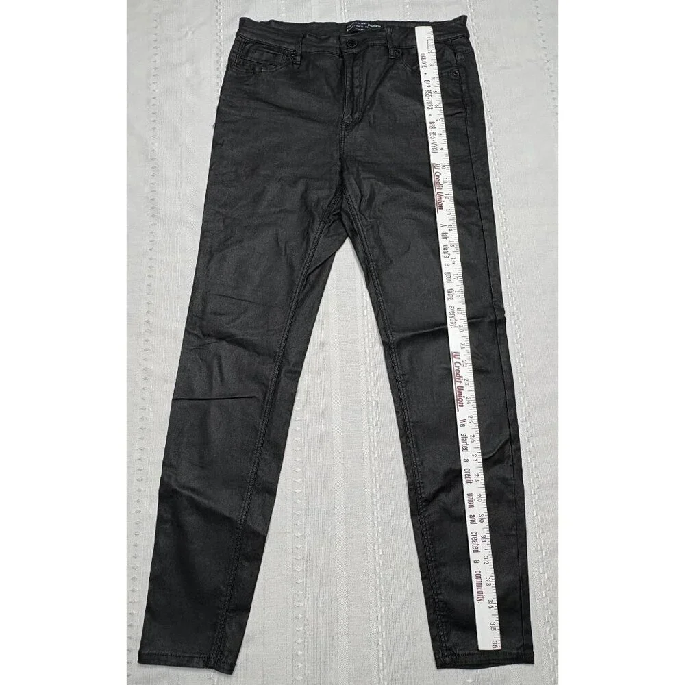 Stradivarius Women's Size 10  Black Coated Denim Jeans Pants Viscose - Picture 2 of 10